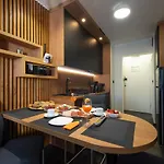 Апартаменти Jazine Lux E&t Задар